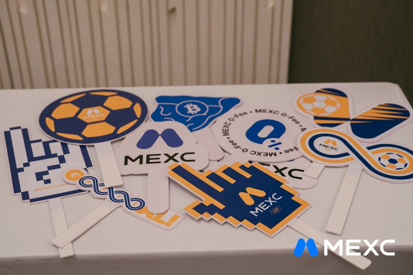 MEXC — Custom photo props