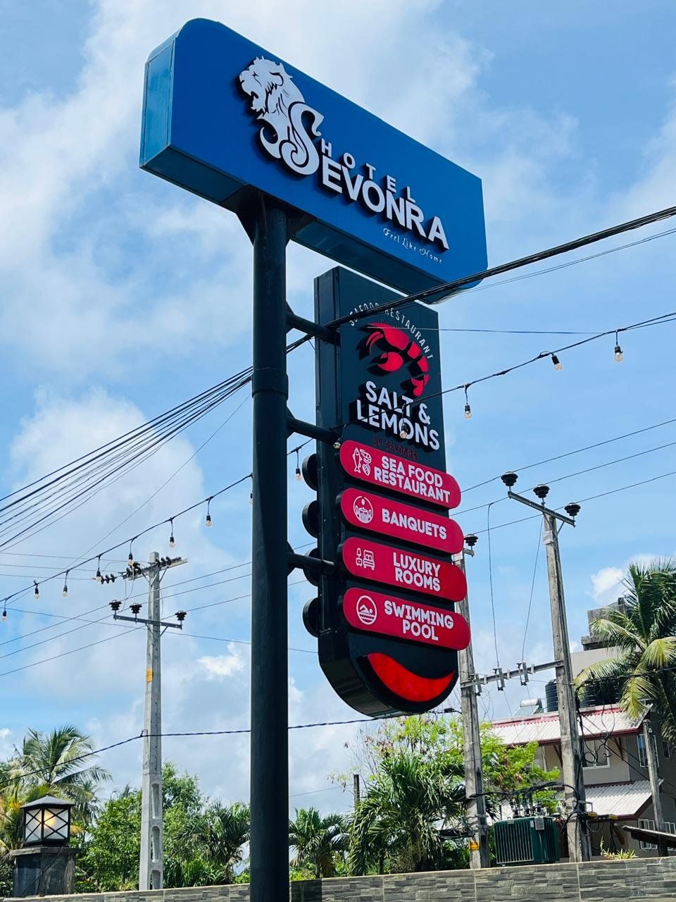 Pylon sign — Hotel Sevonra