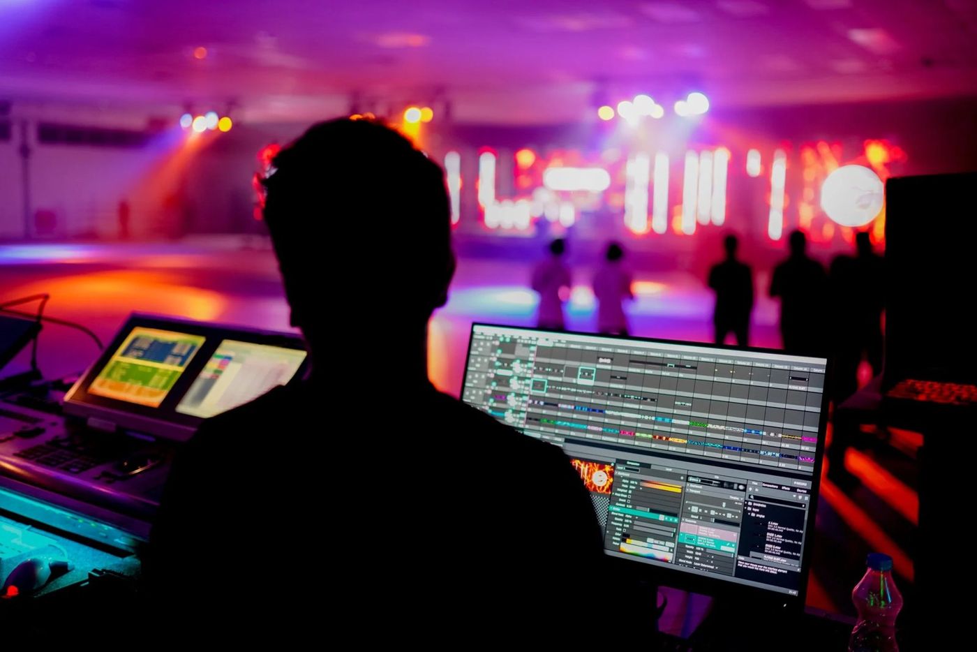 Live visuals — Lighting & LED control